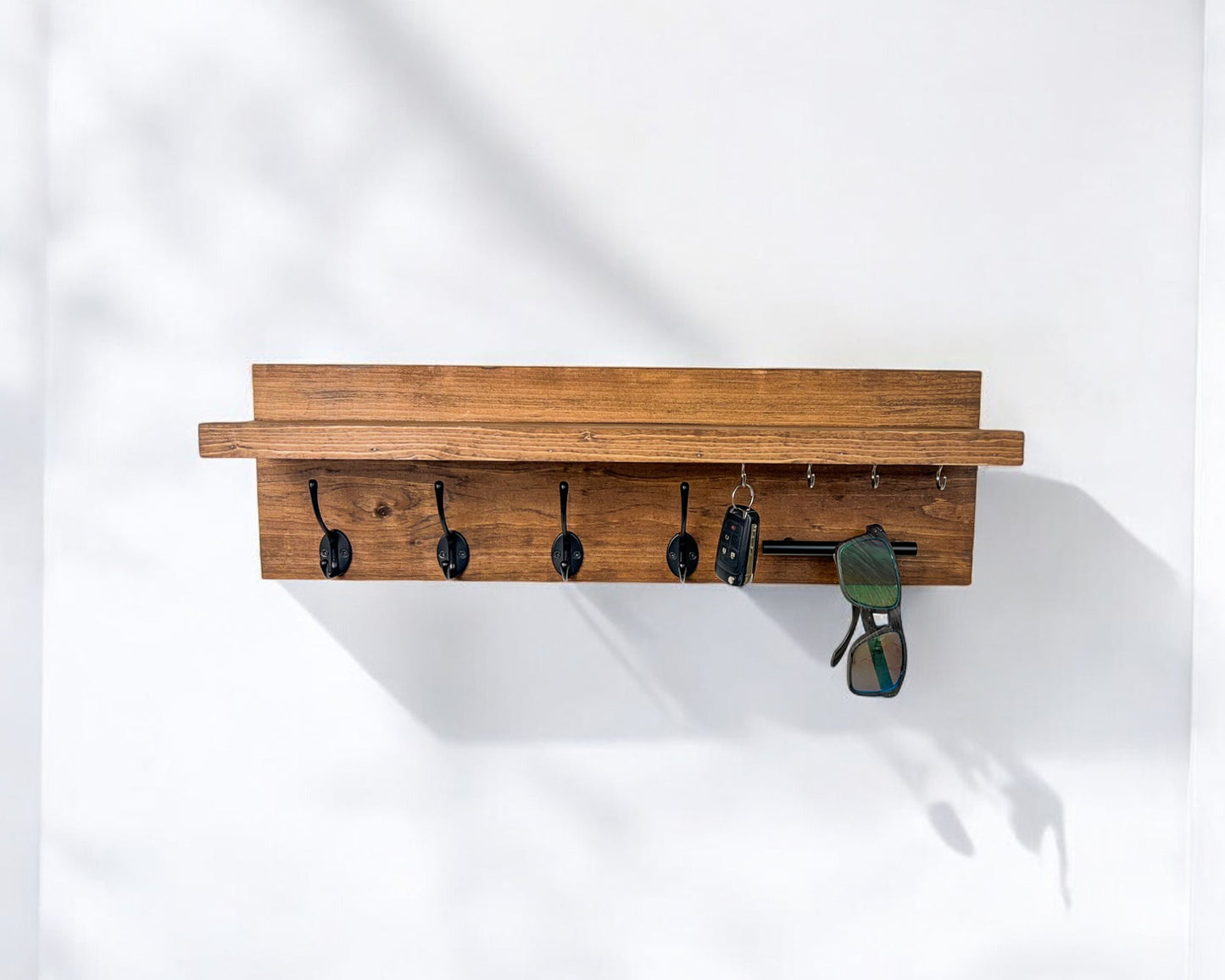Wall Mounted Key Rack with Mail Holder - 24"