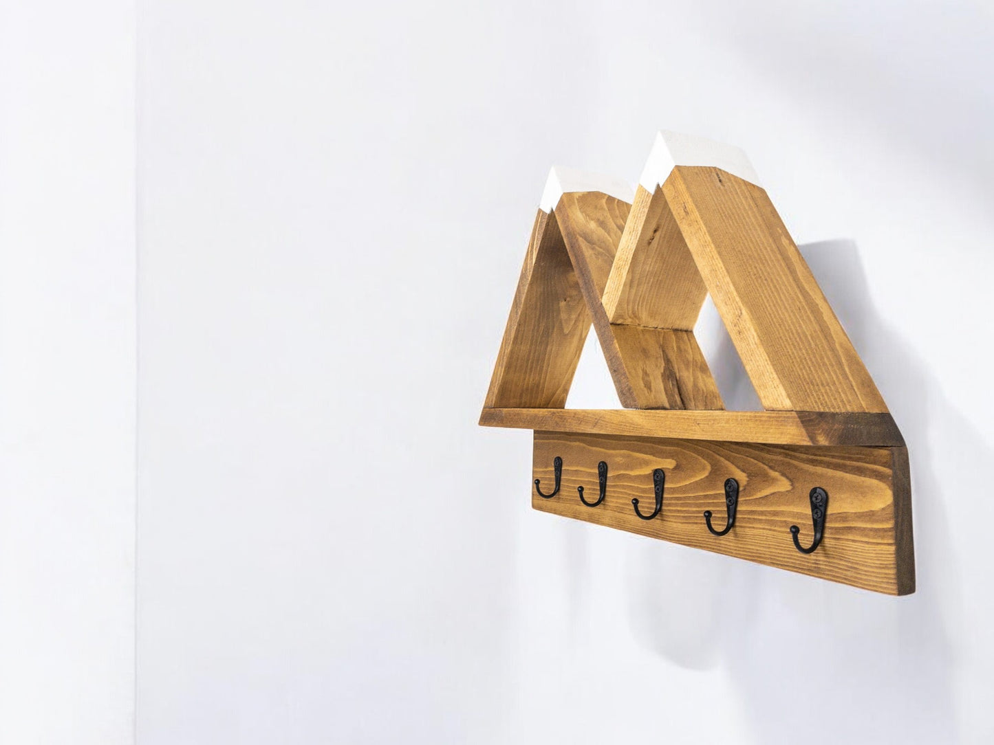 2-Peak Mountain Shelf with Coat Hooks