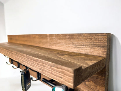 Wall Mounted Key Rack with Mail Holder - 24"