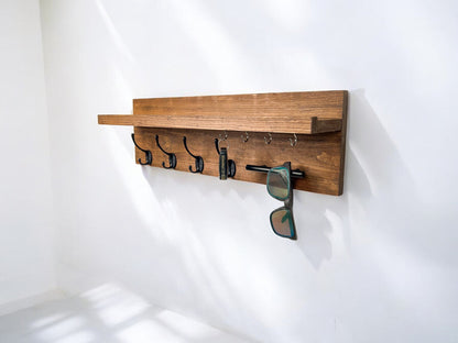 Wall Mounted Key Rack with Mail Holder - 24"