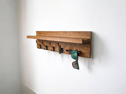 Wall Mounted Key Rack with Mail Holder - 24"